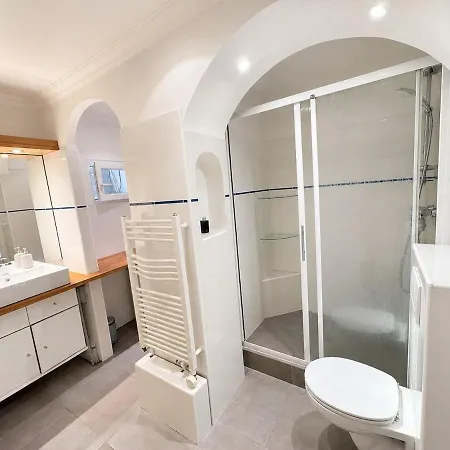 100 M2 With Panoramic Sea View And Olive Trees Appartement Beaulieu-sur-Mer